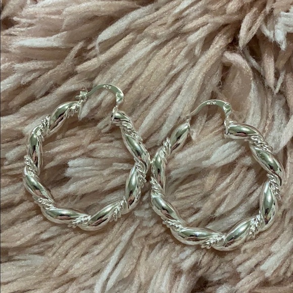 NEW 925 Sterling Silver Hoop Earrings - Picture 4 of 5